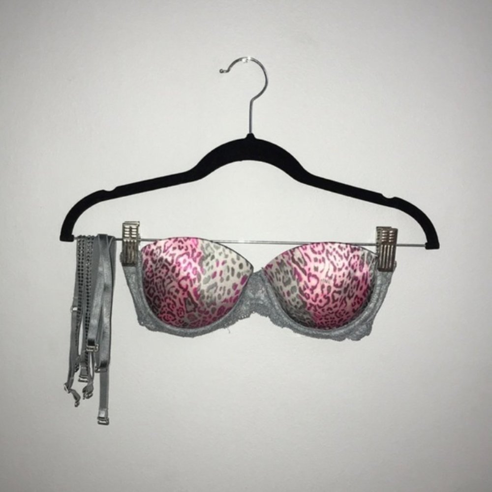 VS PINK Strapless Bra
